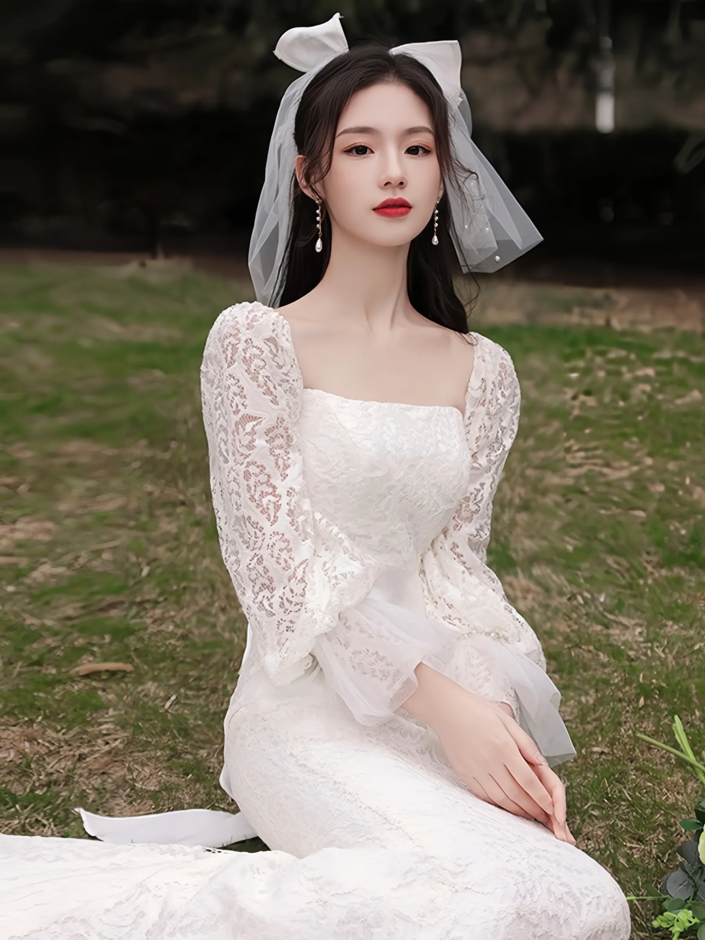 Elegant Lace Long-sleeve Mermaid Wedding Dress      S5436