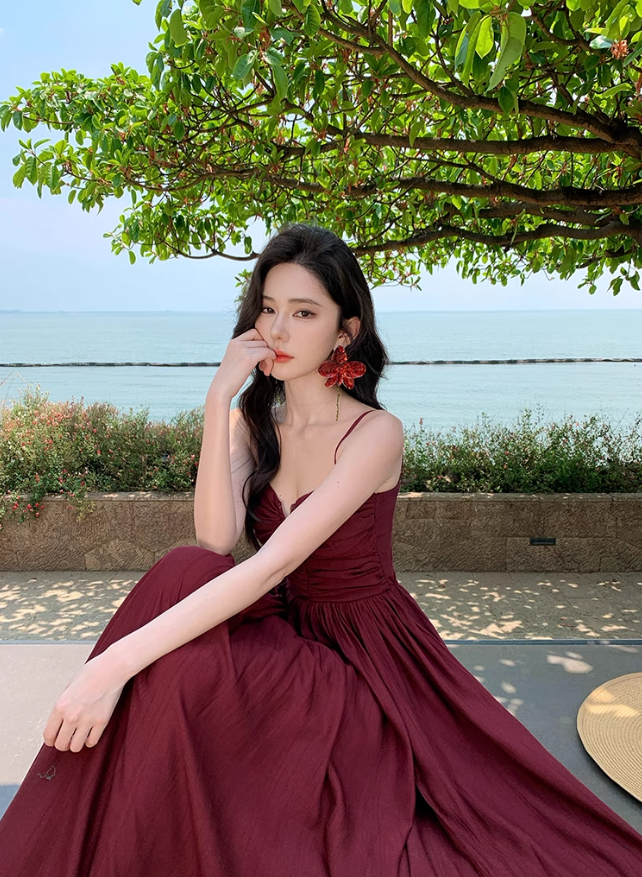 Retro temperament suspender dress beautiful waist slit long skirt R0572