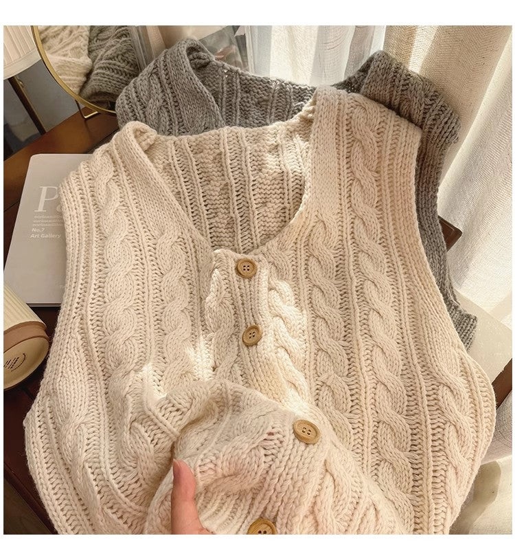 Round neck sleeveless knitted vest for women outer wear sweater vest     S5030