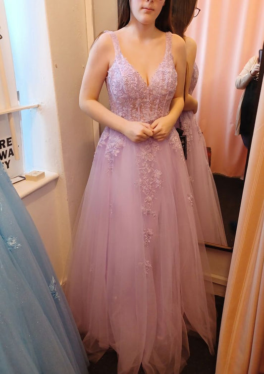 A-line/long floor length tulle prom gown with lace appliqué     S5208