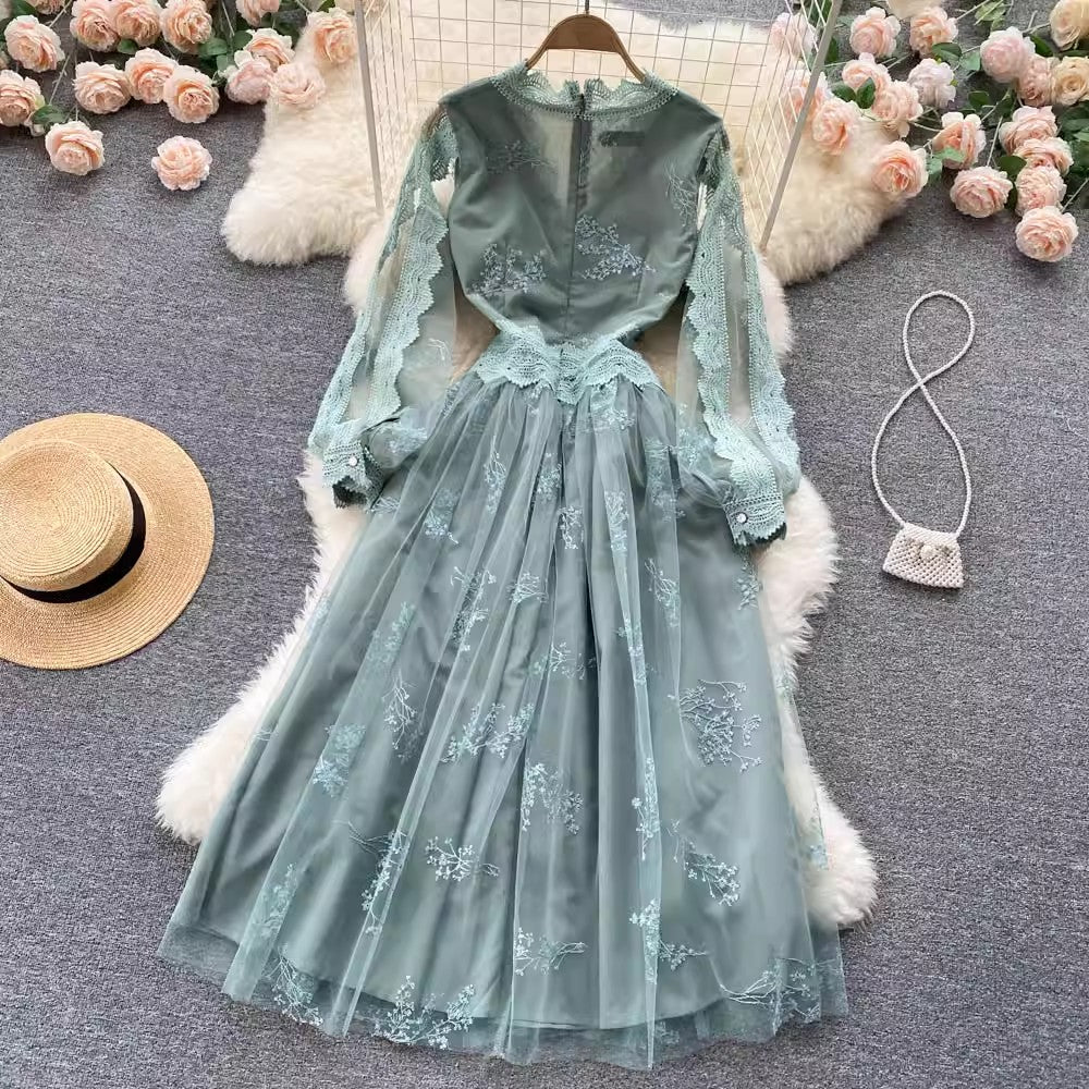 women's lace V-neck mesh puff sleeves A-line long skirt    S4653