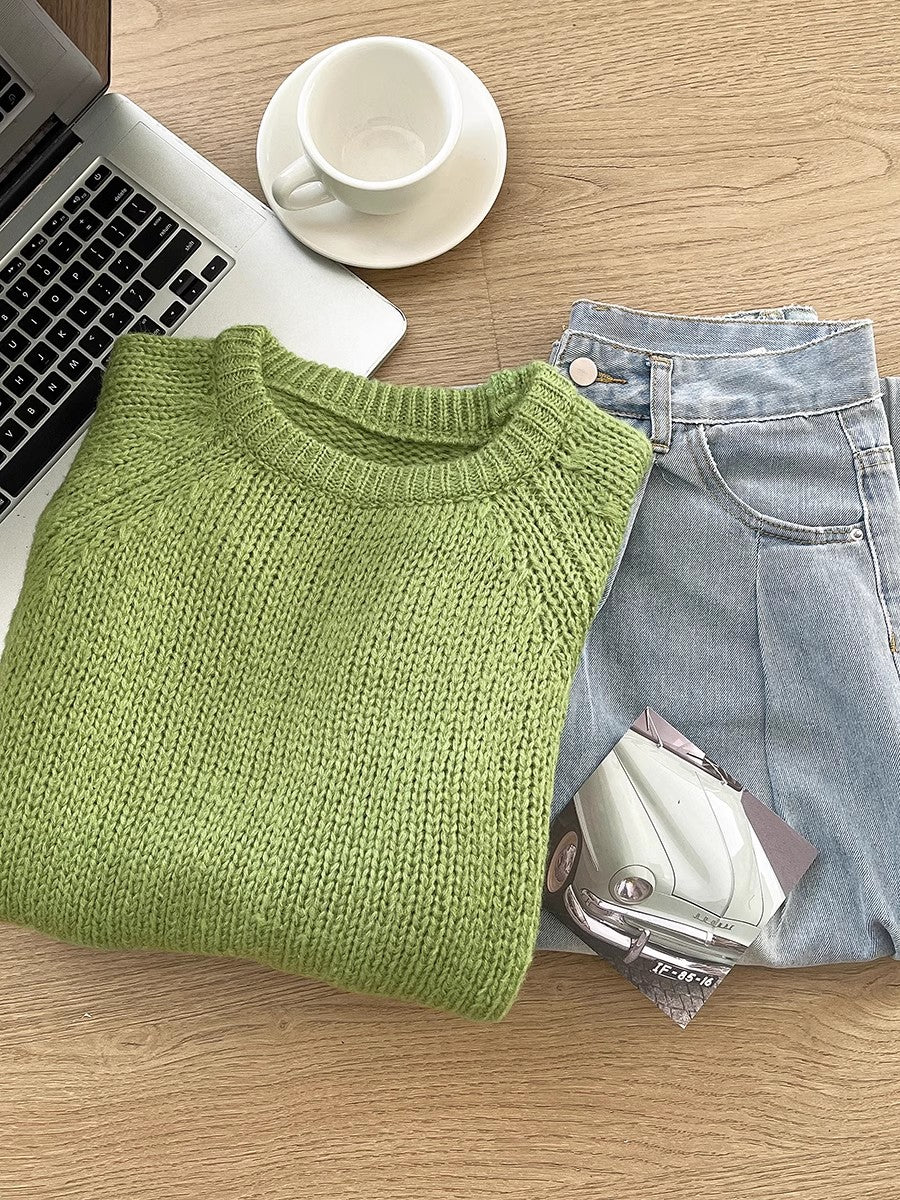 soft casual round neck long sleeve outer sweater green sweater     S4753