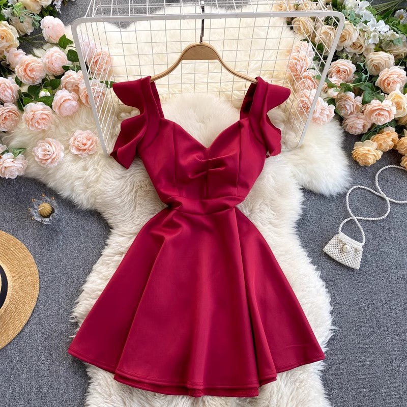 new red dress v-neck sweet short skirt fashion      S4666