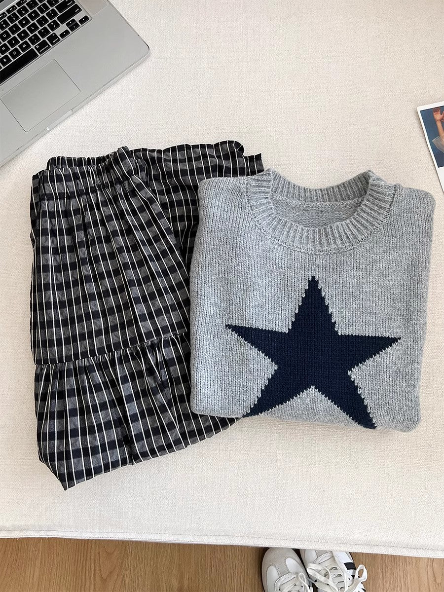 Soft round-neck star sweater plaid skirt suit   S4744