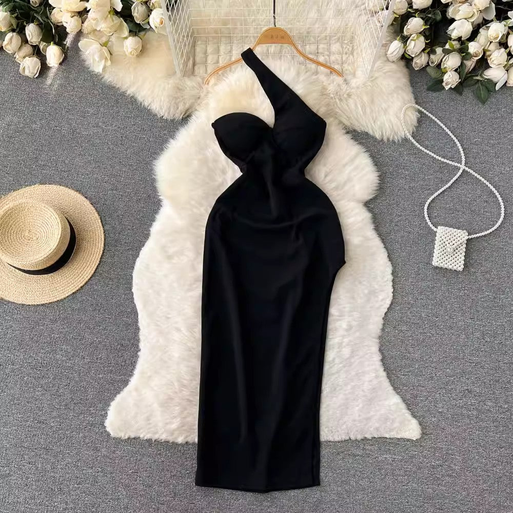 Black sleeveless one-shoulder long dress fo sexy dress    S4633r women with fashionable design irregular