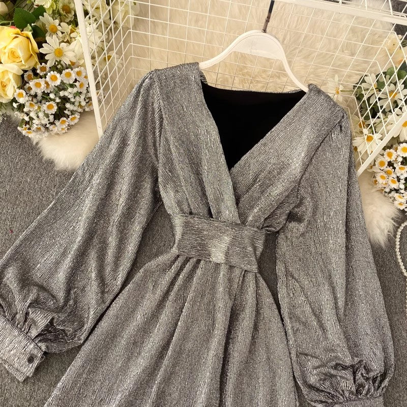 new V-neck lantern sleeves gold shiny dress for women      S4582