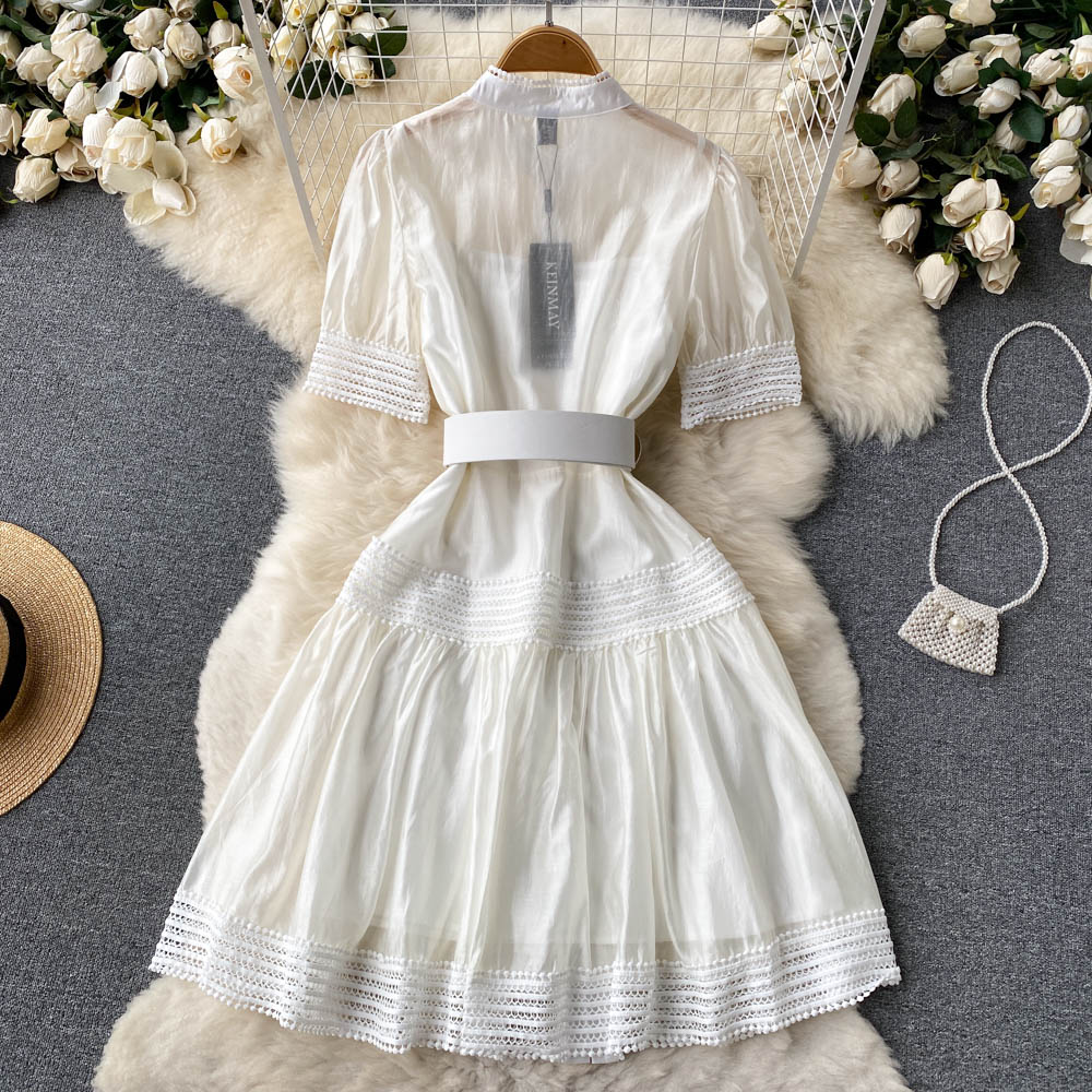 Lace Puff Sleeves Stitching Lace A-line Dress With Belt      S4472