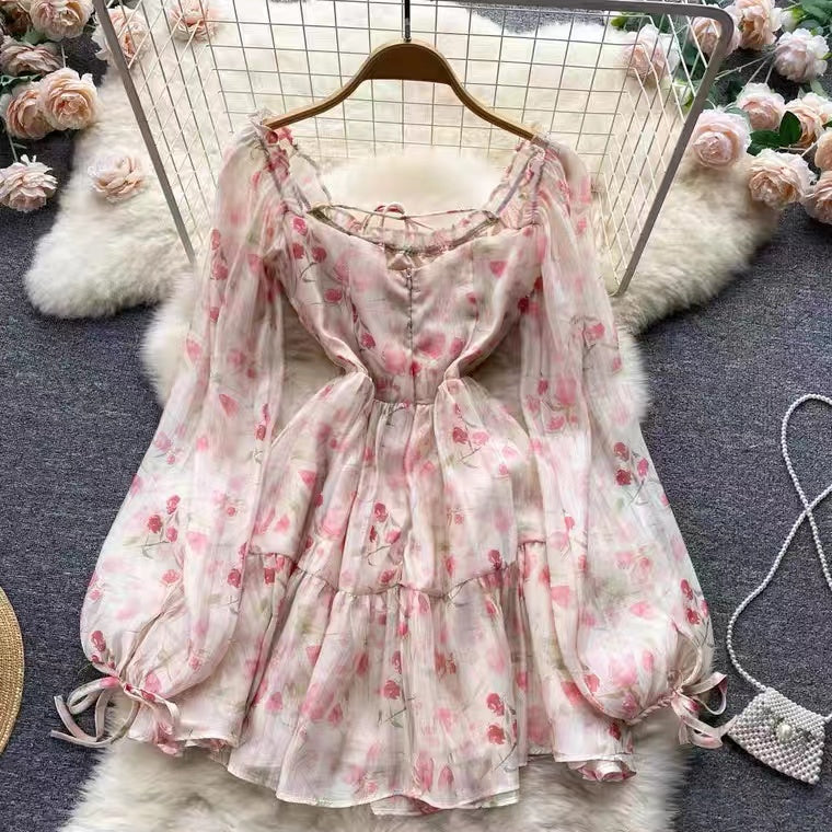 Girly Dress. Floral Bubble Sleeves Gently Princess Dress     S4432