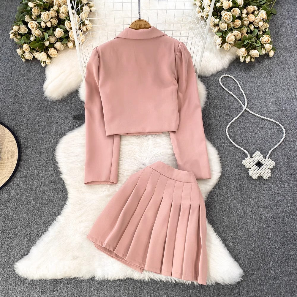 Fashion suit for women short jacket two-piece set, A-line pleated skirt      S4082