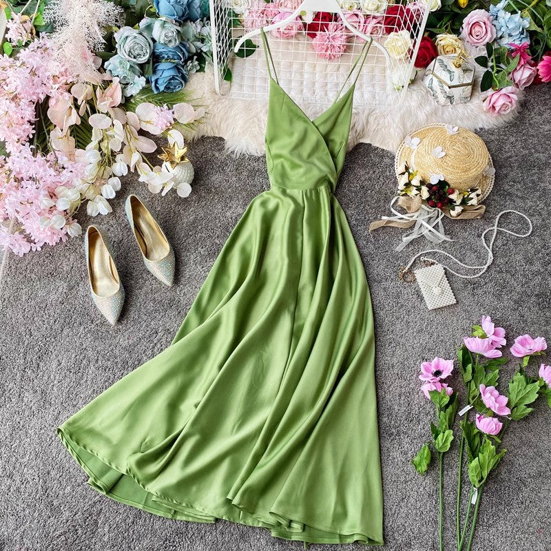 long dress with straps and backless solid color mid-length dress for women       S4201