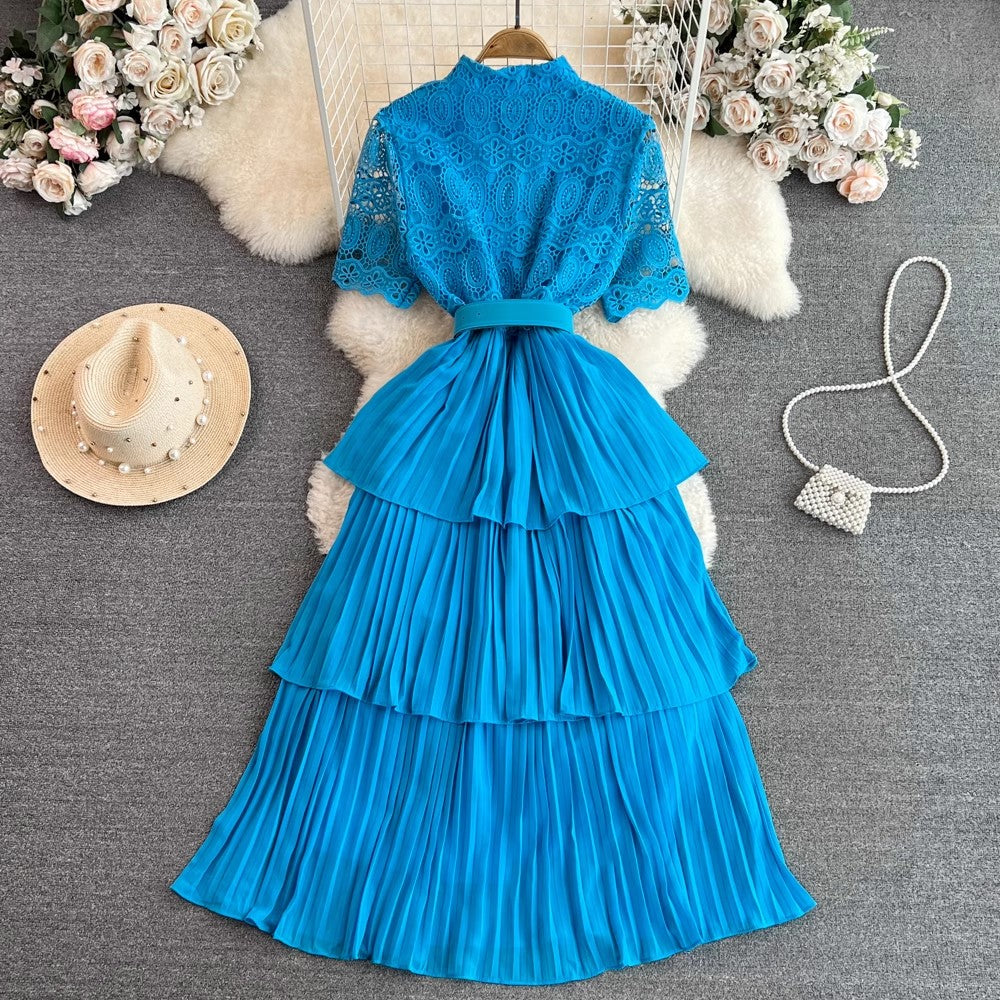 short-sleeved lace A-line pleated cake dress        S4073