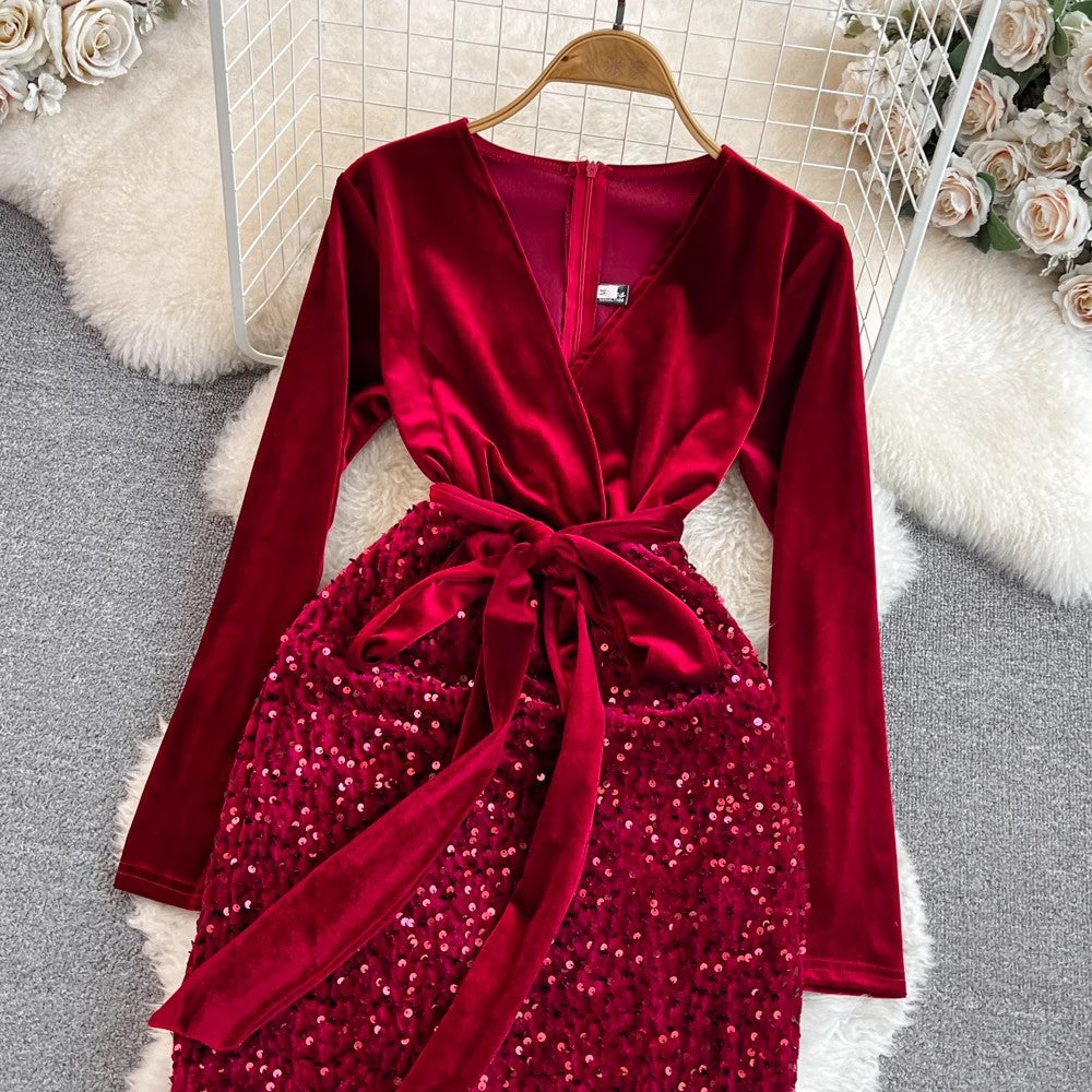 Fashionable long-sleeved V-neck mid-length velvet sequin dress      S3956