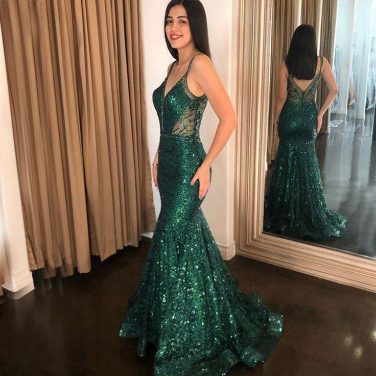 Sexy Emerald Green Sparkly Spaghetti Straps V-neck Open Back Mermaid Long Prom Dress      S3790