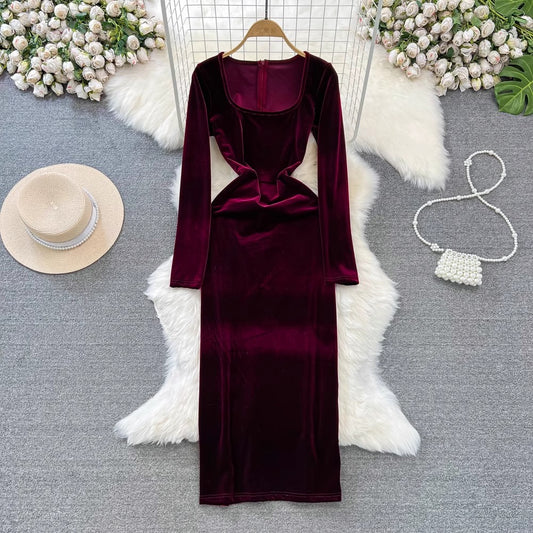 long-sleeved square neck mid-length velvet dress for women     S4265