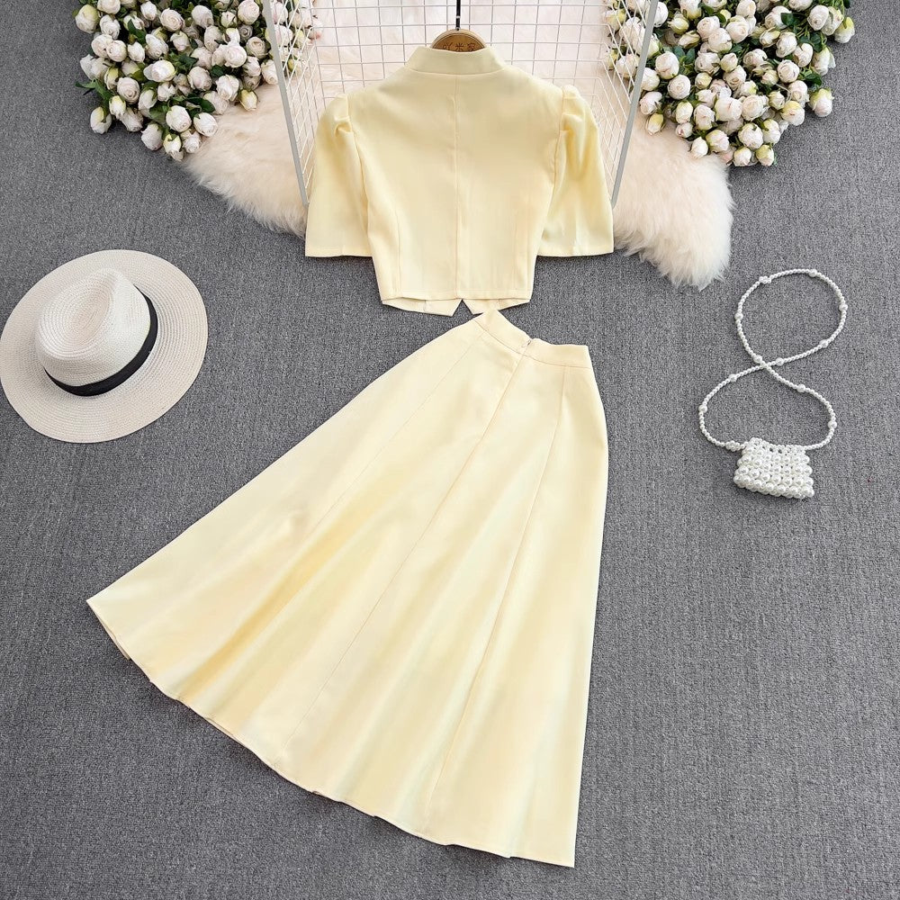 Fashion suit for ladies puff-sleeved short top two-piece set      S4226