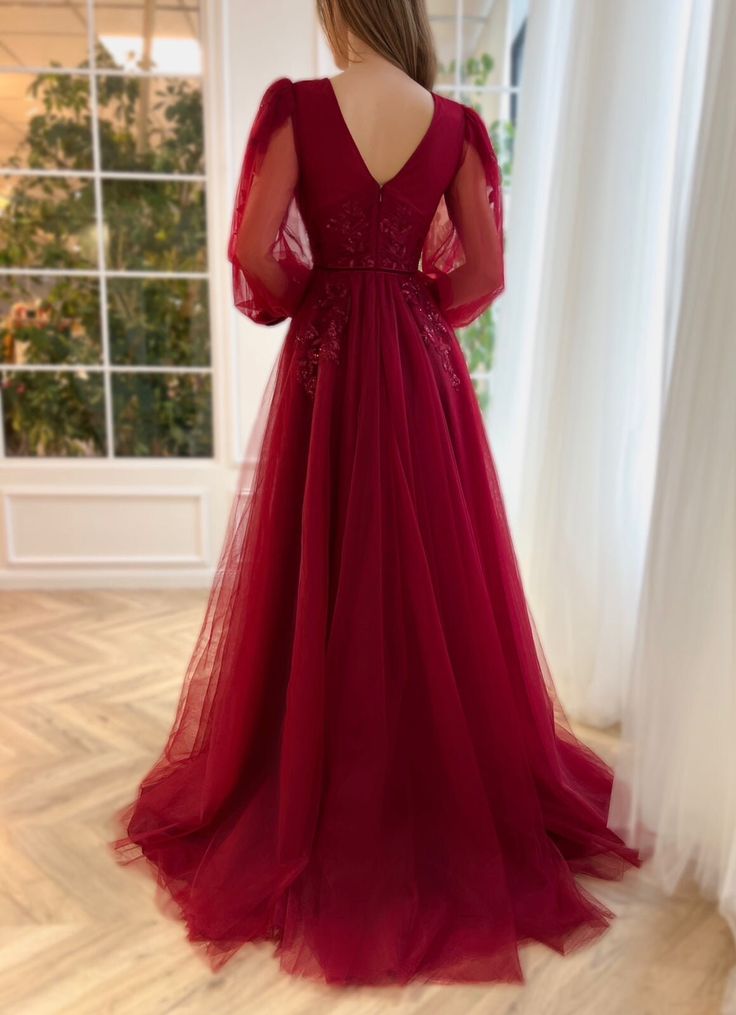 Burgundy V-neck Sequined Appliqued Prom Evening Dress With Lantern Sleeves      S3590