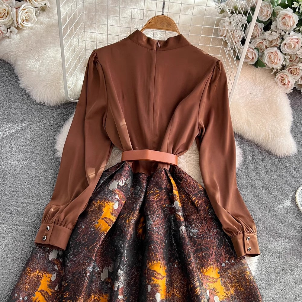 Fashionable long-sleeved V-neck A-line printed dress     S4215