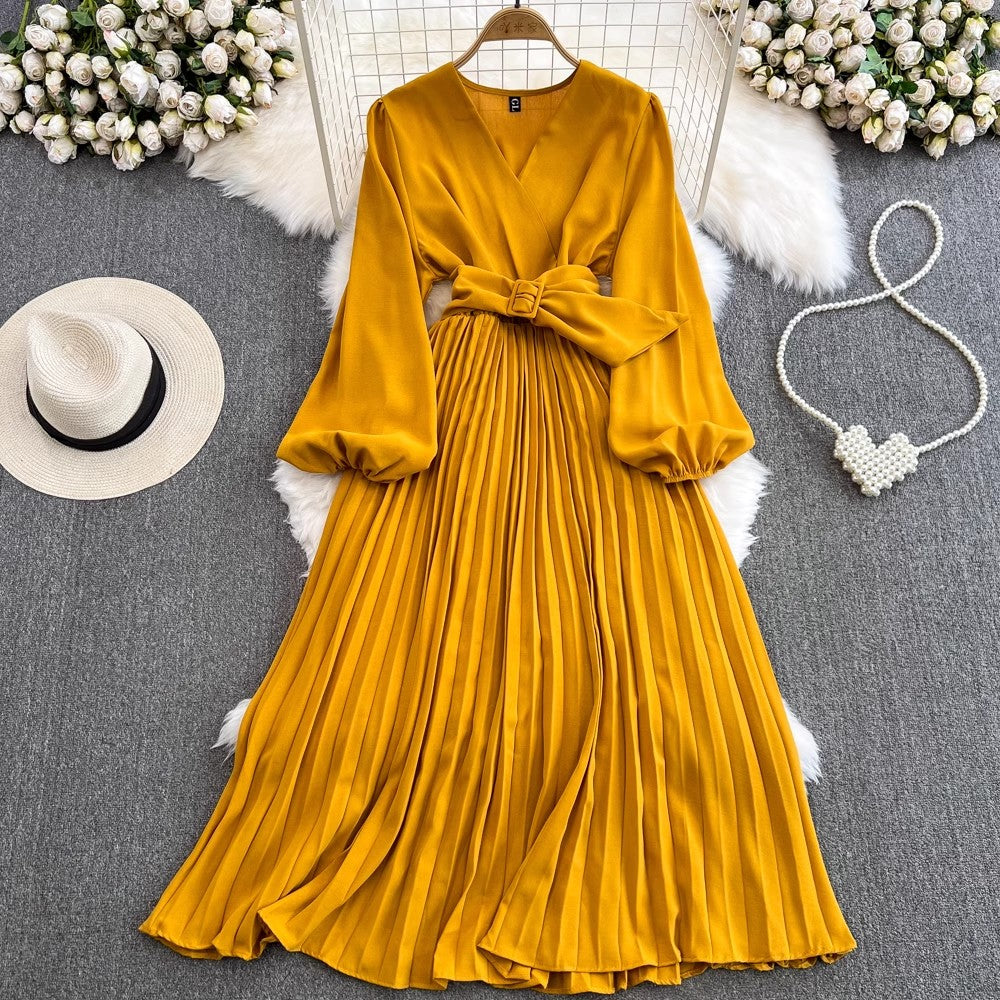 lantern long-sleeved V-neck A-line pleated dress elegant long skirt     S4044