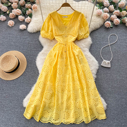 Puff Sleeve V-neck Lace Dress       S4466