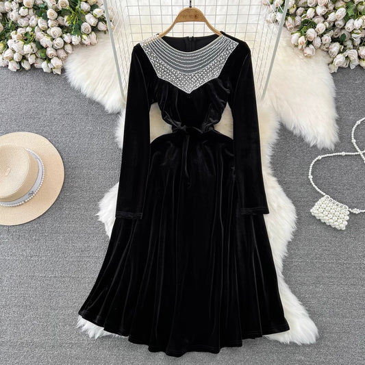 long-sleeved beaded round neck A-line velvet dress elegant long skirt    S3930