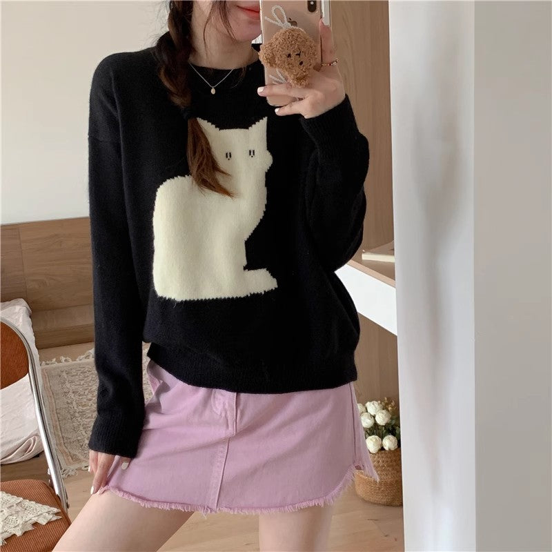 cartoon cat casual and fashionable round neck sweater    S4739