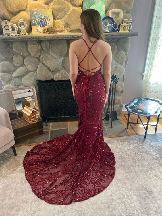 V Neck Burgundy Prom Dresses Evening Gowns With Sequin Appliques       S3532