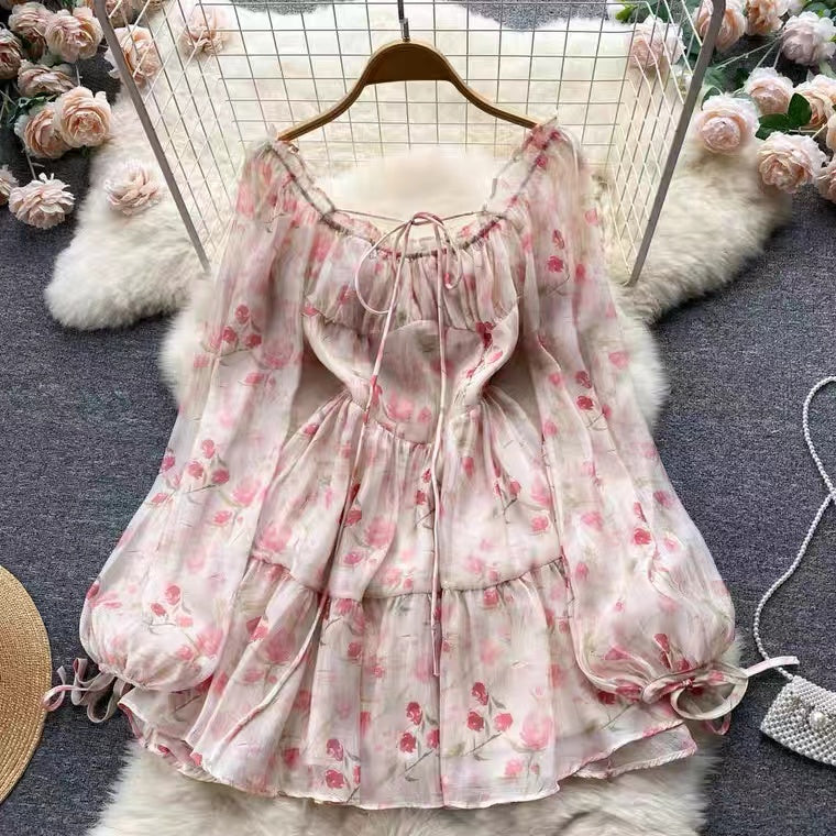 Girly Dress. Floral Bubble Sleeves Gently Princess Dress     S4432