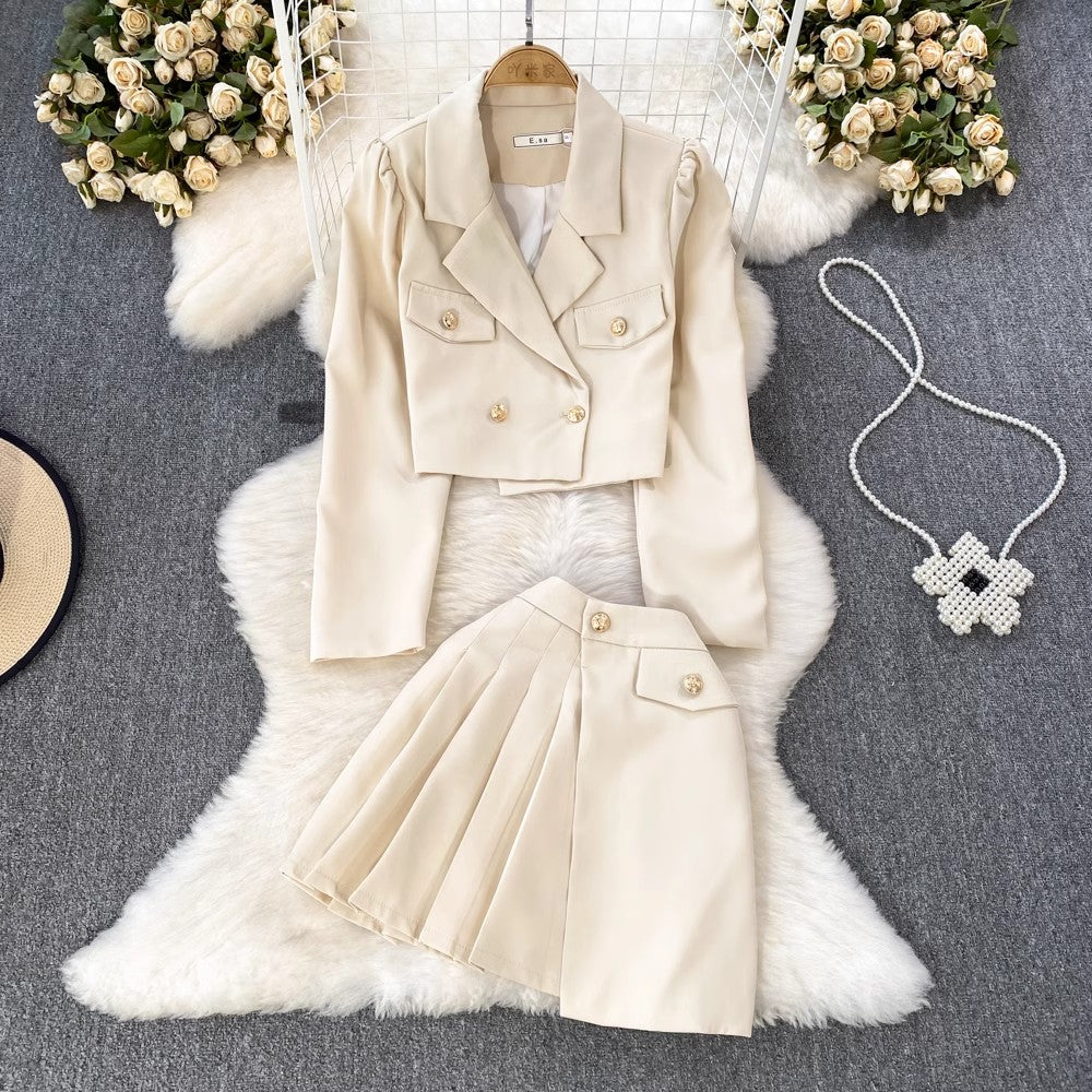 Fashion suit for women short jacket two-piece set, A-line pleated skirt      S4082