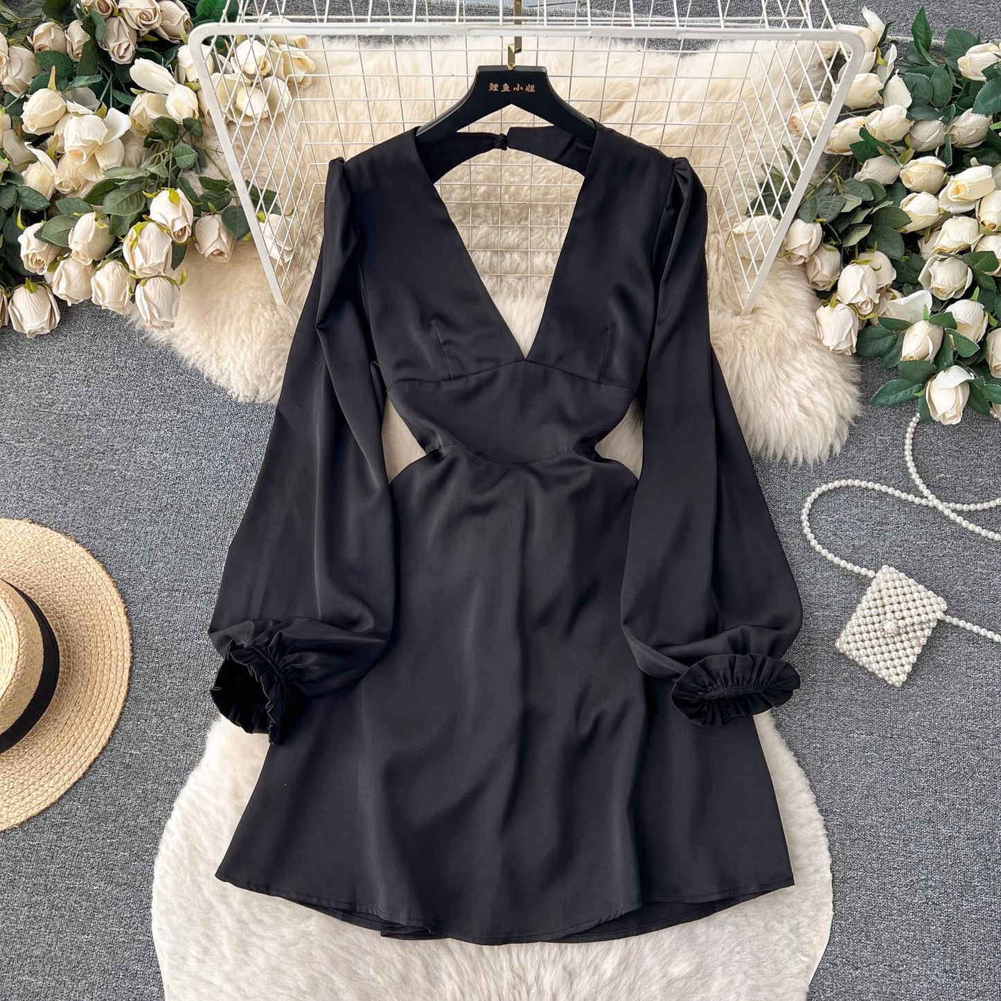 hot girl deep V-neck backless puff-sleeve dress for women party dress      S4588