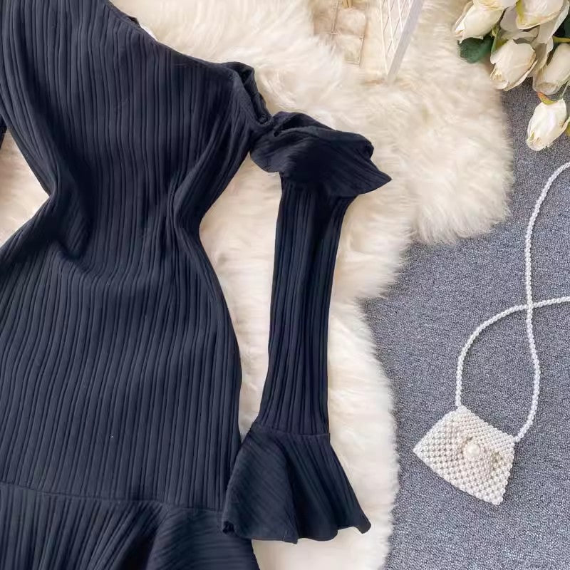 little black dress off-shoulder ruffled bell-sleeve dress     S4630