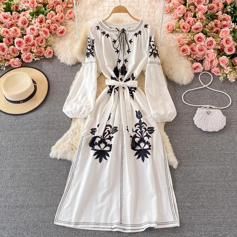 embroidered round neck lantern sleeve long dress bohemian dress for women      S4221