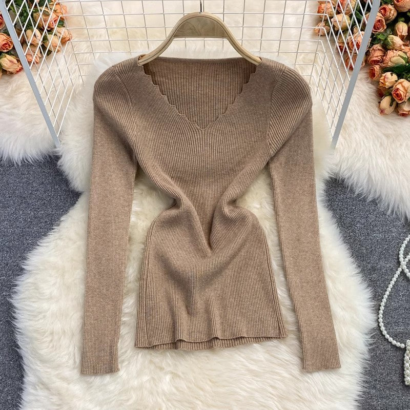 V-neck stretch knitted shirt for women sweater long-sleeved short top    S3977