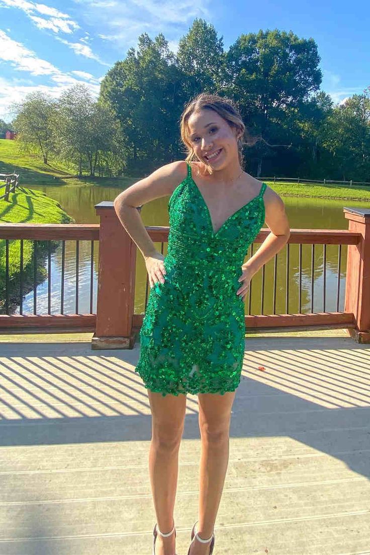 Gorgeous Green Sequin Appliques Tight Homecoming Dress    S2875