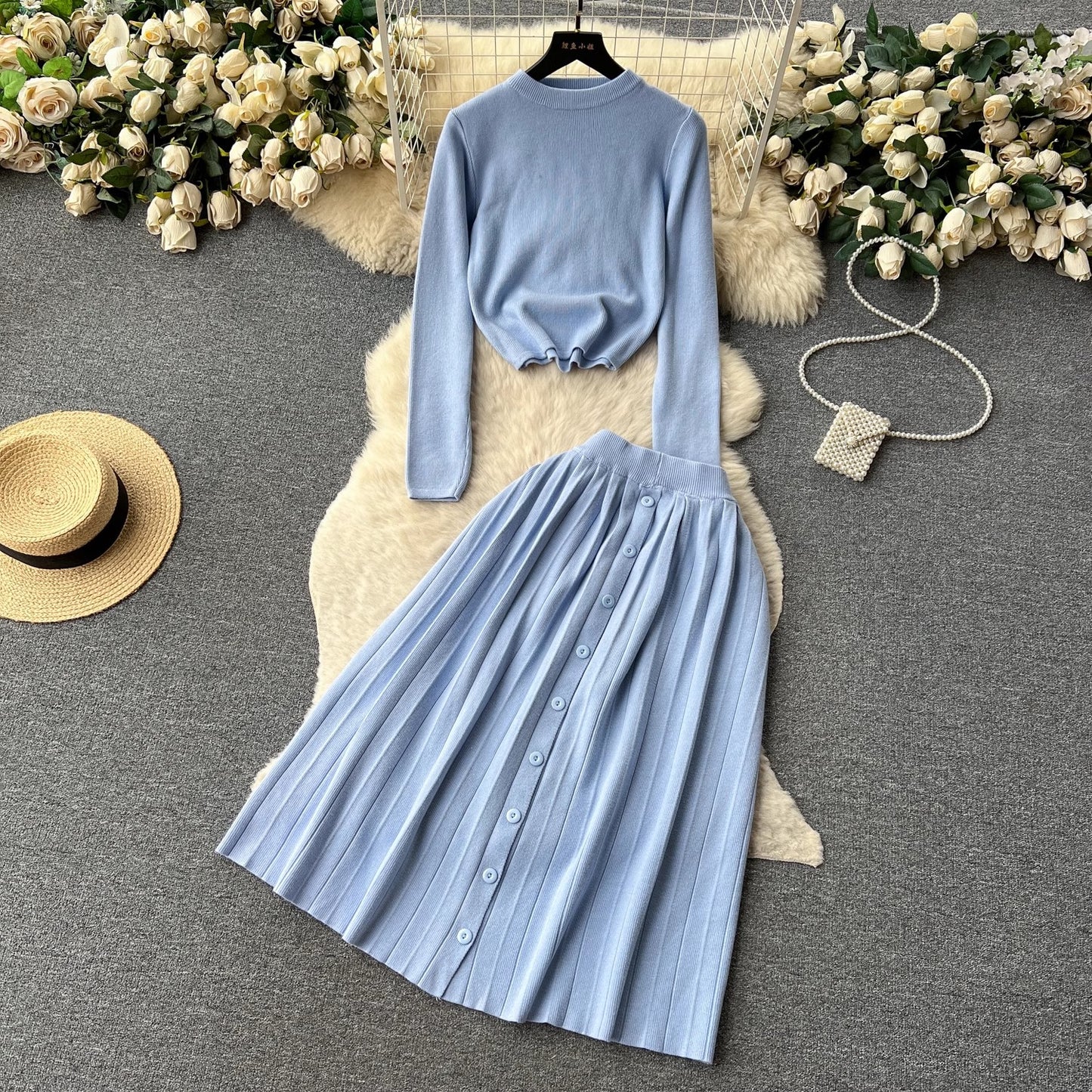 knitted fashion suit for women round neck T-shirt + pleated skirt   S4580