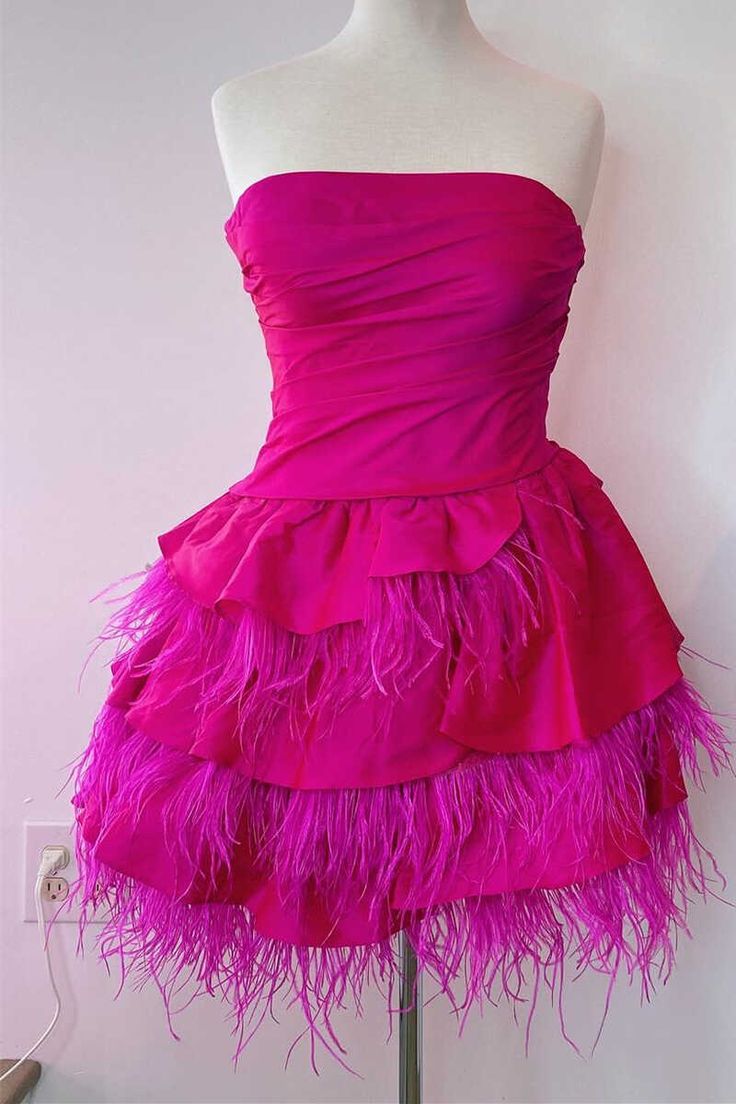 Strapless Satin A-line Multi-Layers Homecoming Dress with Feathers      S3086