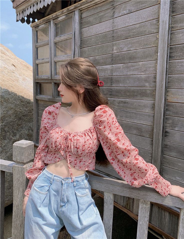 Fashion Floral Chiffon Women's Shirt Sweet Square Neck Puff Sleeve Crop Tops Lace Up Long Sleeve Blouse Woman      S2828