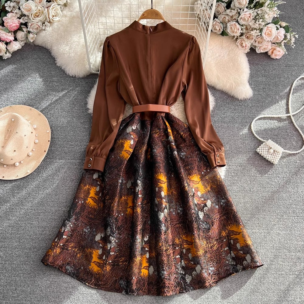 Fashionable long-sleeved V-neck A-line printed dress     S4215