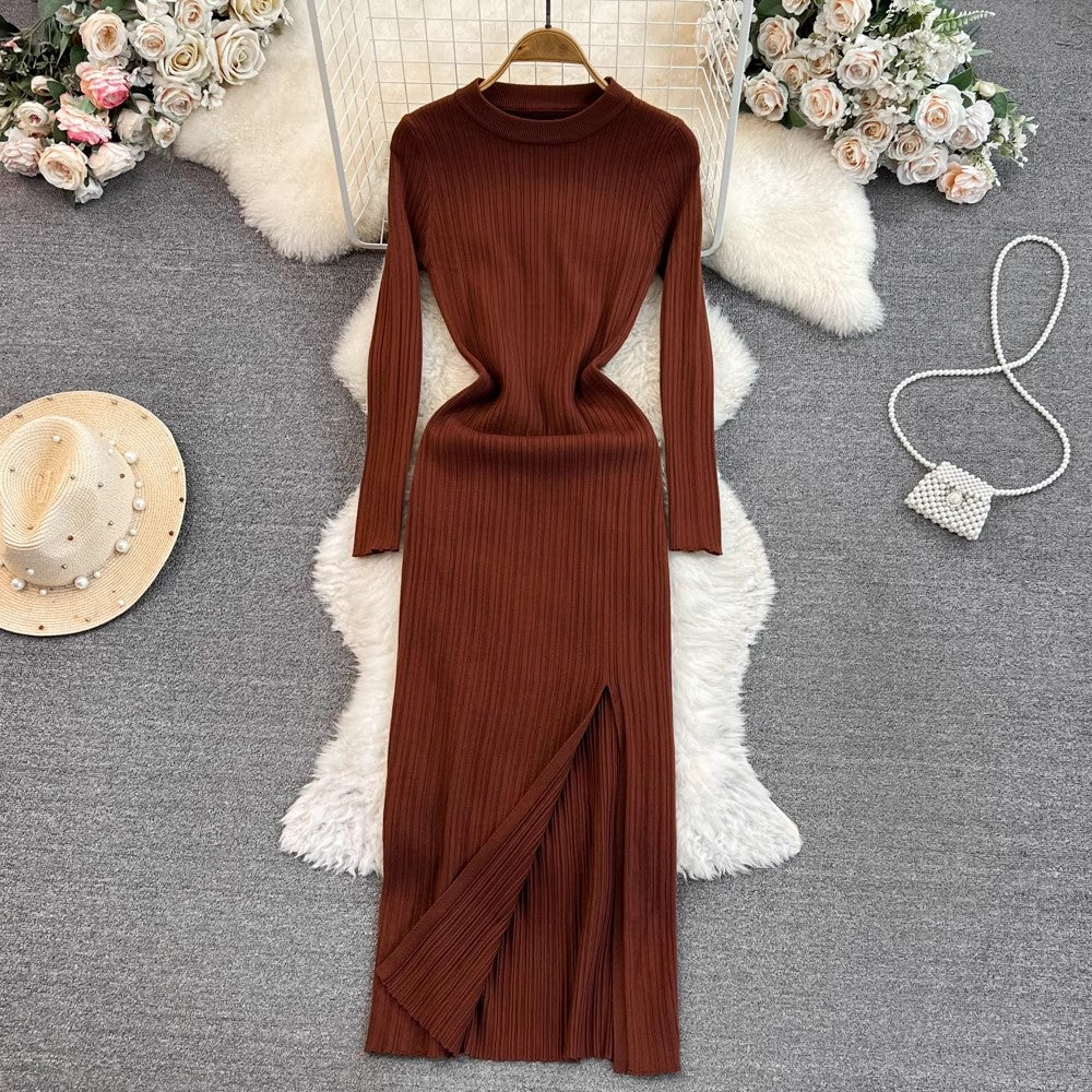 long-sleeved round neck mid-length knitted dress      S4024