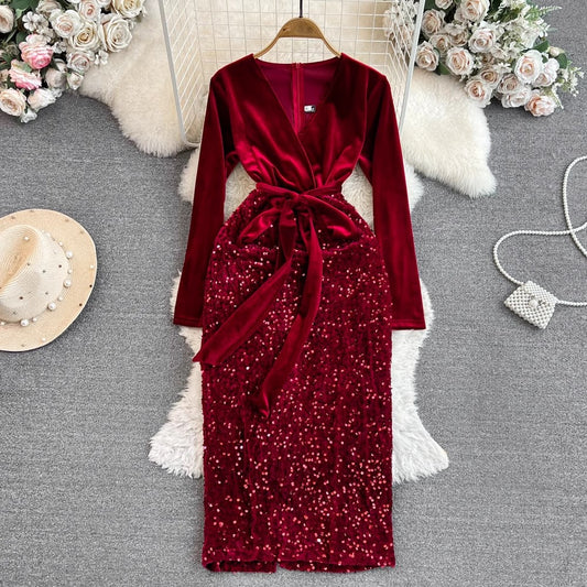 Fashionable long-sleeved V-neck mid-length velvet sequin dress      S3956