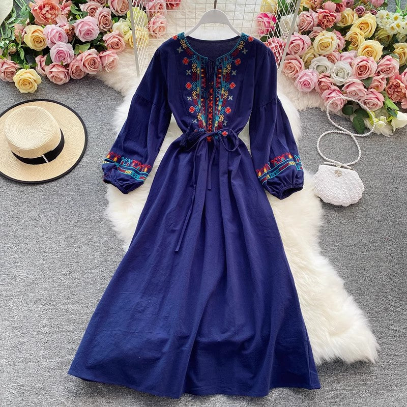 holiday dress women's bohemian beach dress embroidered lantern sleeve style long skirt    S3983