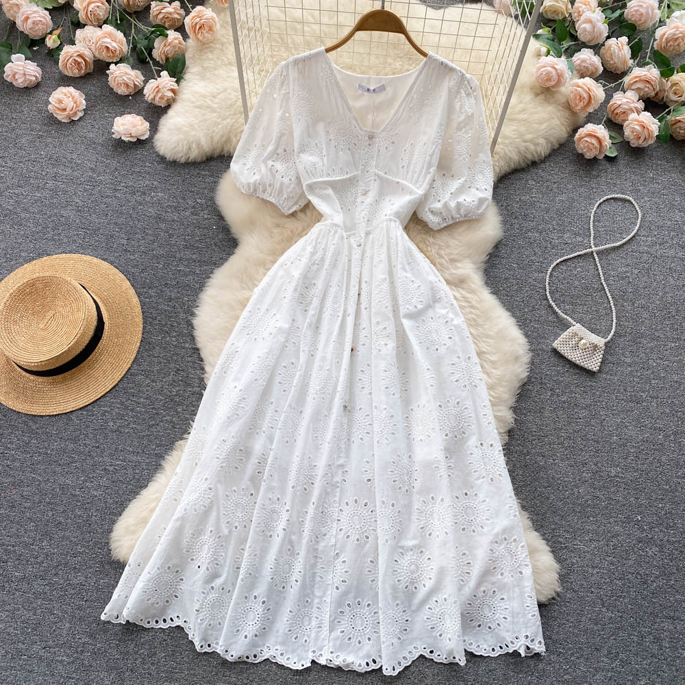 Puff Sleeve V-neck Lace Dress       S4466