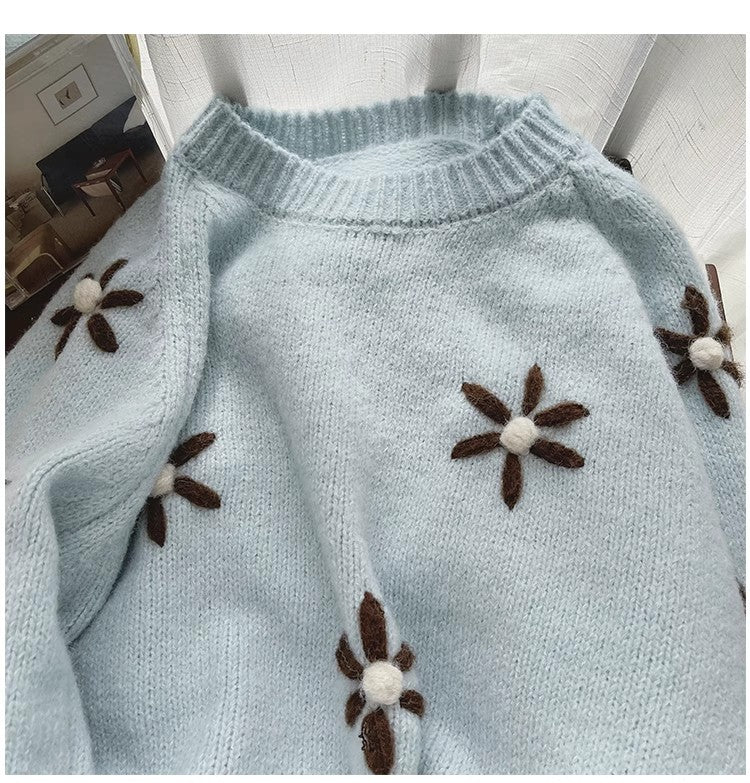 embroidered round neck sweater for women        S4825