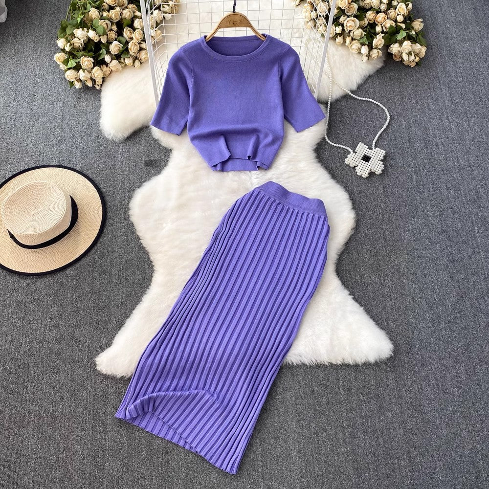 Fashion suit for women short-sleeved round neck knitted sweater top two-piece set mid-length skirt       S4184