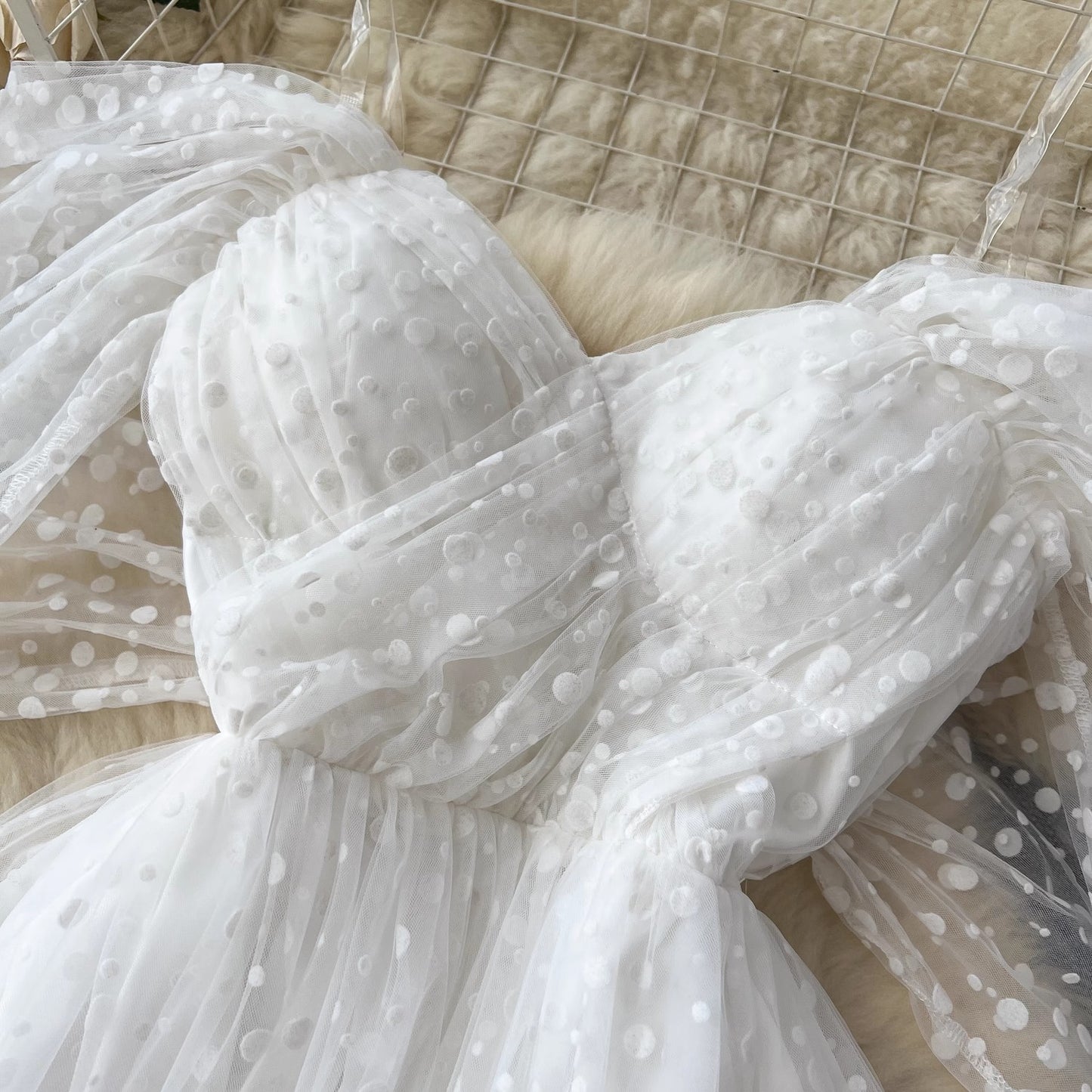 White wedding dress for women mesh puffy dress     S4658