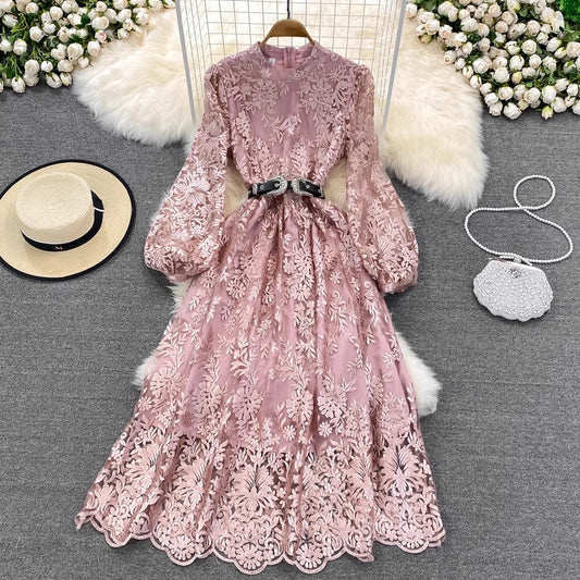 lantern long sleeves lace A-line long skirt embroidery dress        S4181