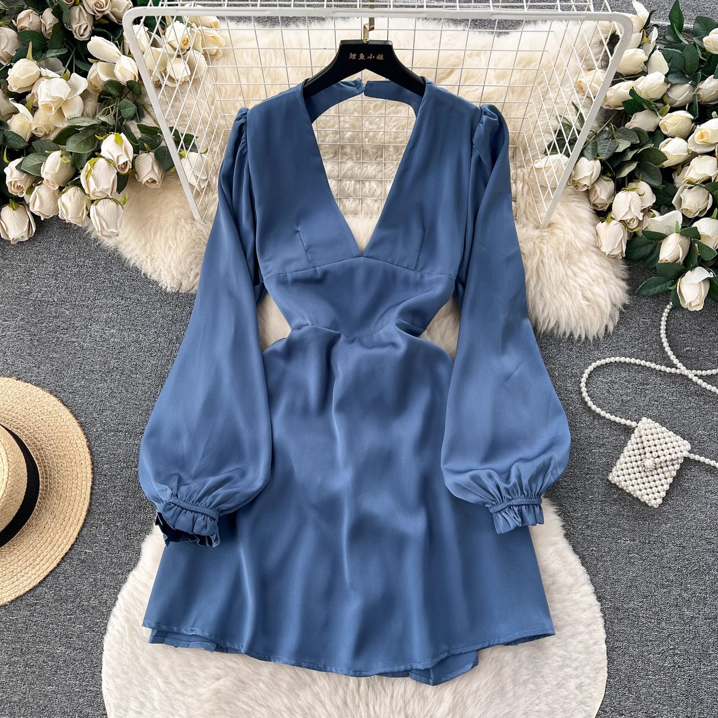 hot girl deep V-neck backless puff-sleeve dress for women party dress      S4588