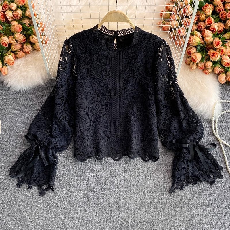 Lace Shirt Bell Sleeve Long Sleeve Top for Women     S3915