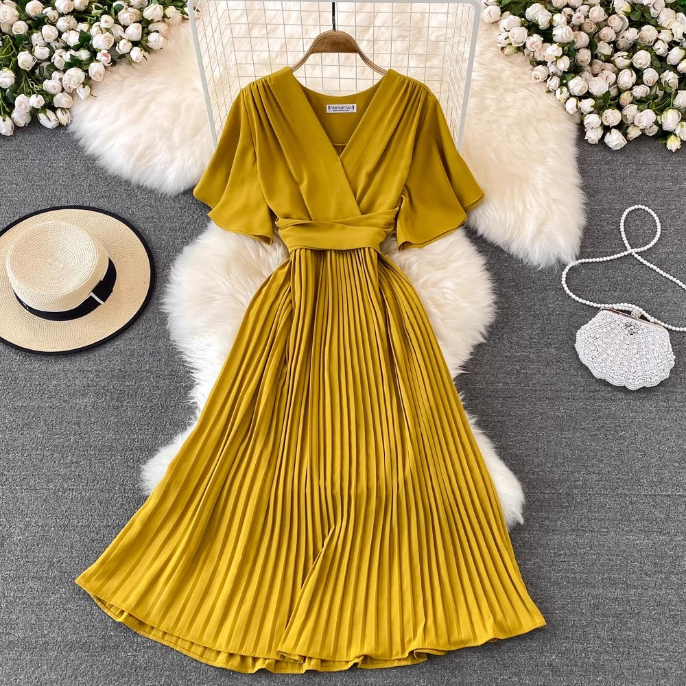 V-neck short-sleeved dress pleated long skirt      S4030