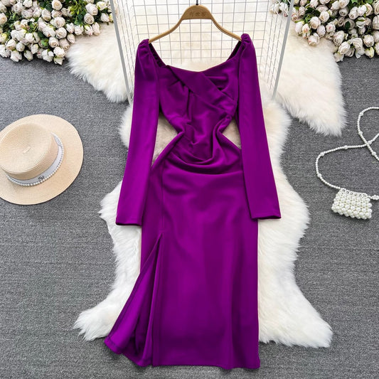 long-sleeved square neck mid-length slit dress      S4040