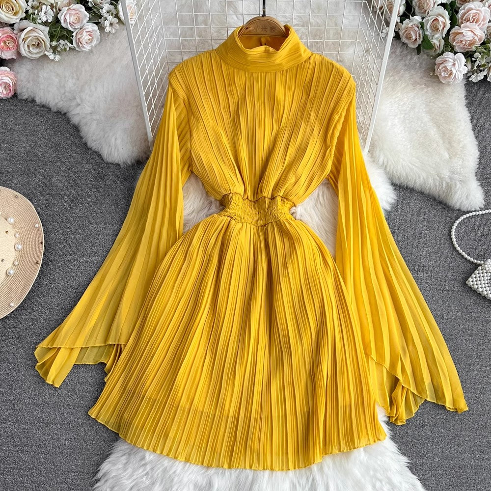 long-sleeved A-line chiffon pleated dress     S4050